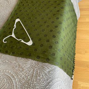 Dupatta (long scarf)